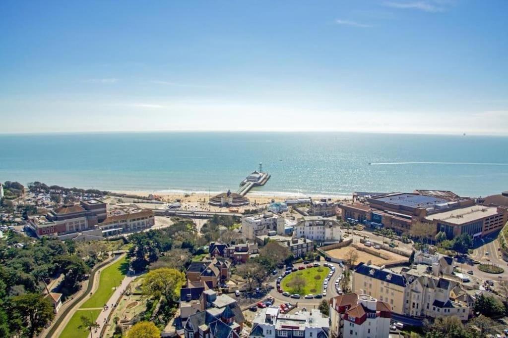 Bournecoast - Stylish Flat With Balcony - Sea Glimpses - 10 Min Walk To Beach - Parking - Wifi - Fm8405 Bournemouth Exterior foto